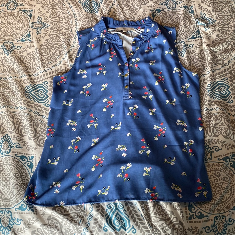 Ann Taylor Loft shirt, size large